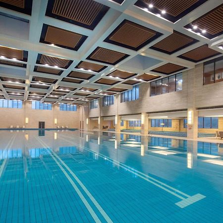 מלון Wyndham Xinyang Downtown מראה חיצוני תמונה